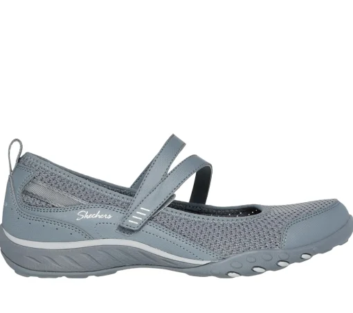 Relaxed Fit: Breathe-Easy - Keep Clean