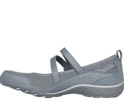 Relaxed Fit: Breathe-Easy - Keep Clean