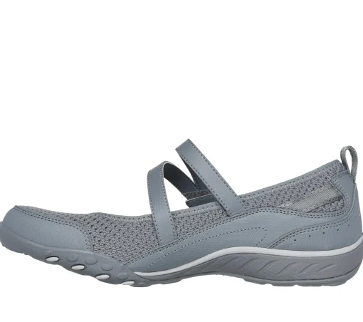 Relaxed Fit: Breathe-Easy - Keep Clean