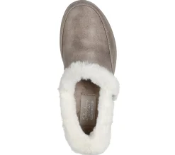 Skechers Slip-ins: Cozy Escape